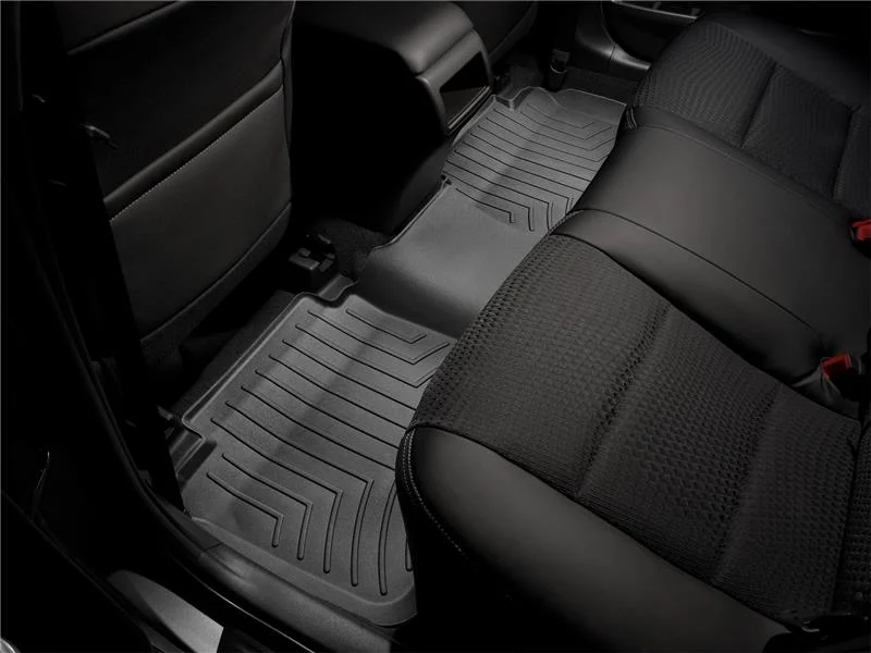 WeatherTech 14+ Chevrolet Silverado Front Rear & Rear FloorLiner - Black