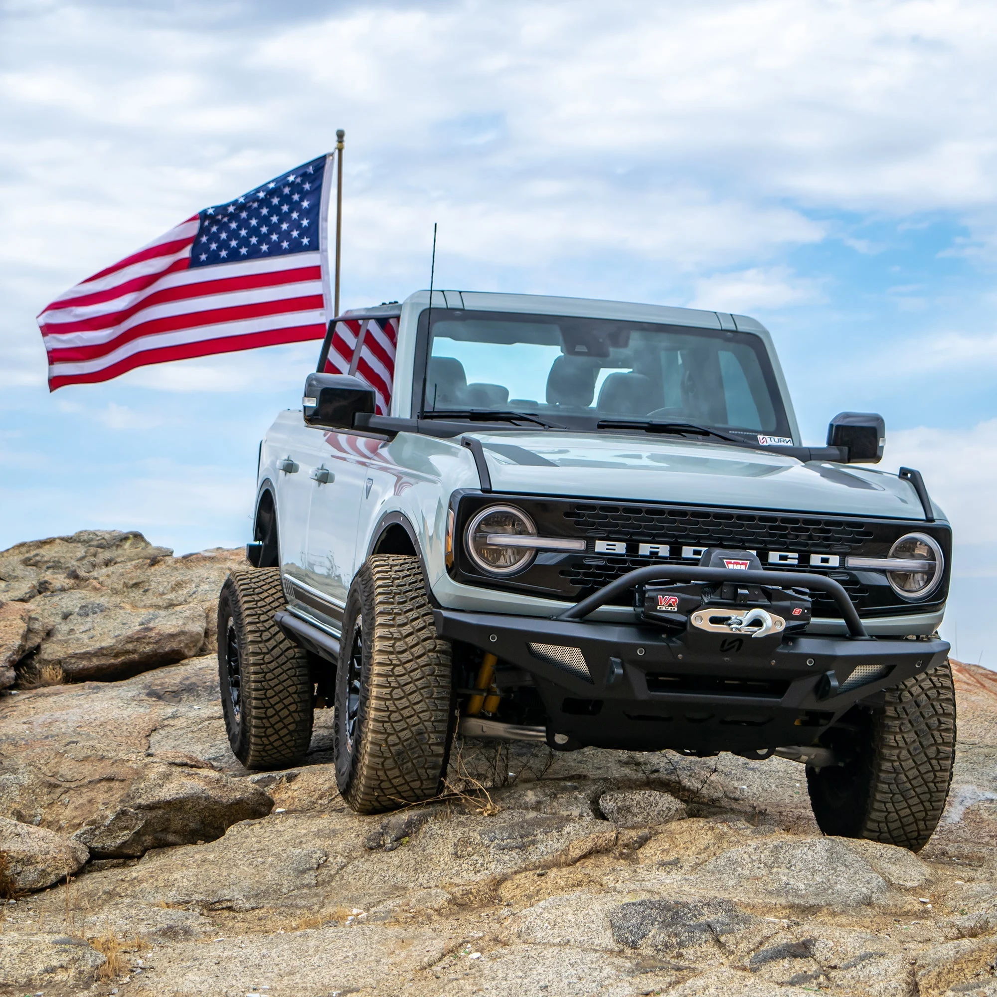 HD Tailgate Flag Mount, 2021+ Ford Bronco