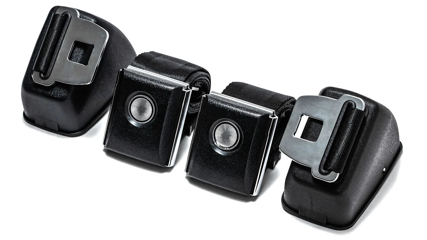 Seat Belt Kit with Hardware - OE Style Retractable