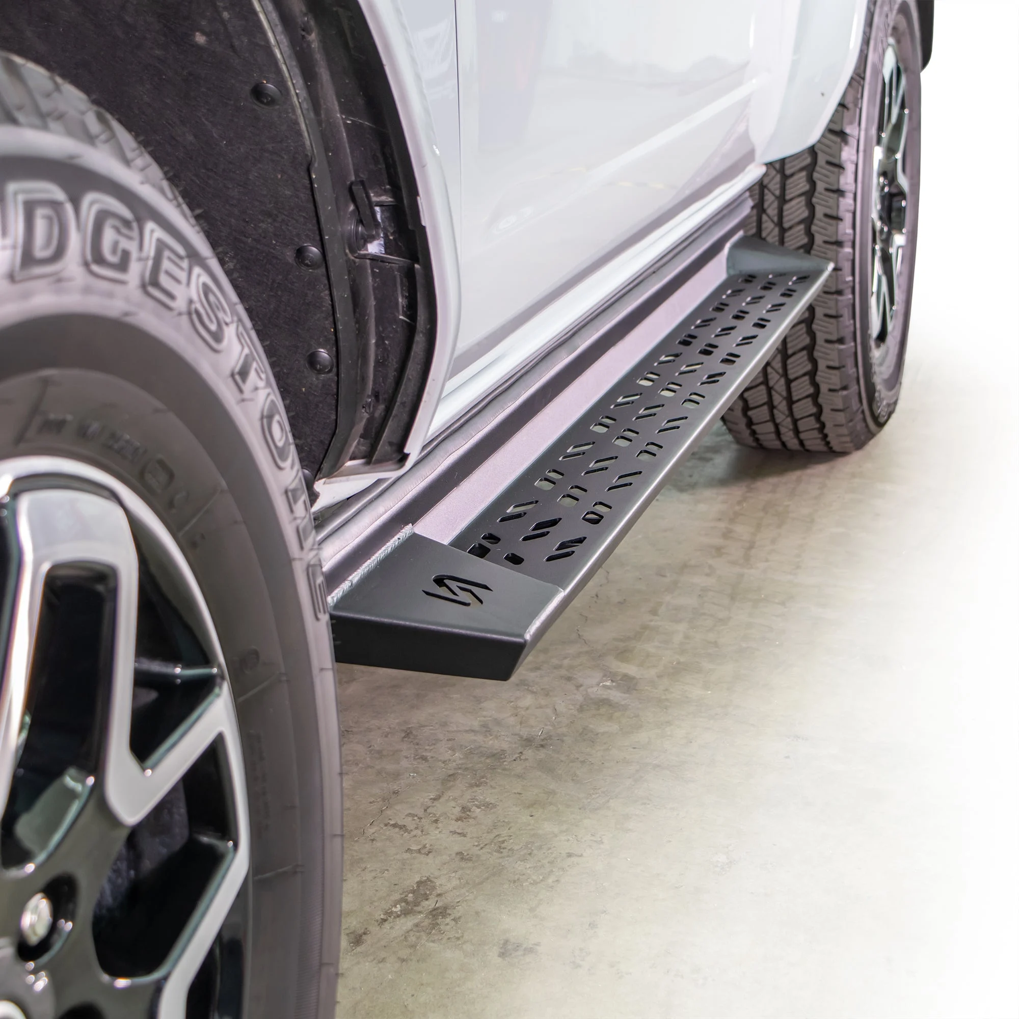 2 Door Steps, 2021+ Ford Bronco