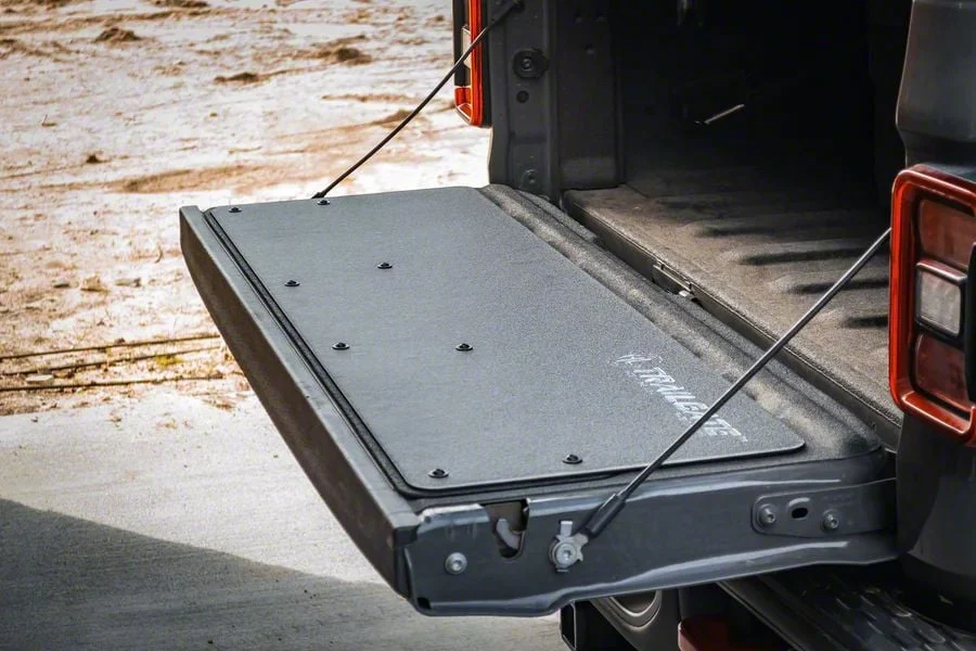 AL Offroad Products The OG Trailgate Panel with Cupholders (19-26 RAM 2500 w/o RAM Box & Multifunction Tailgate)