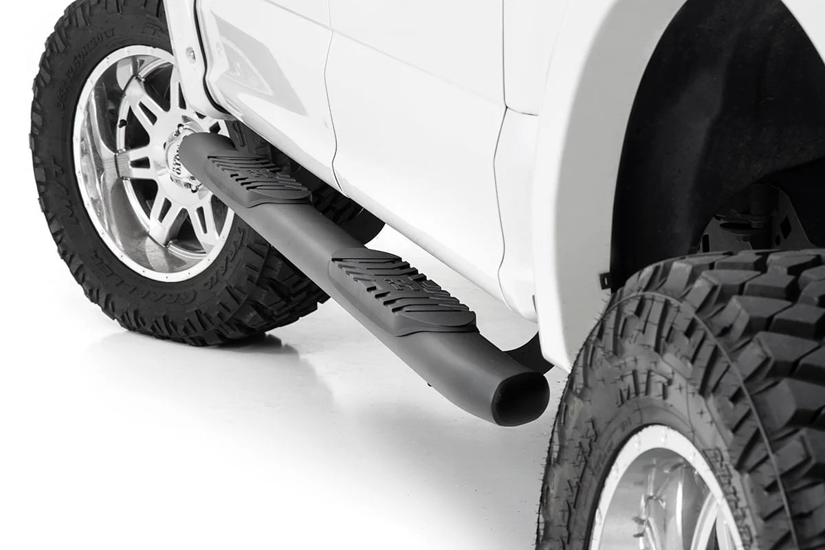 Oval Nerf Step | Crew Cab | Black | Ford F-150 2WD/4WD | 2015-2021 | Rough Country | 21005