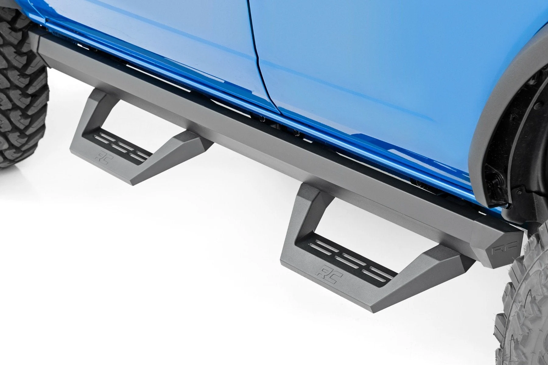 SRX2 Adjustable Aluminum Step, 2021+ Ford Bronco