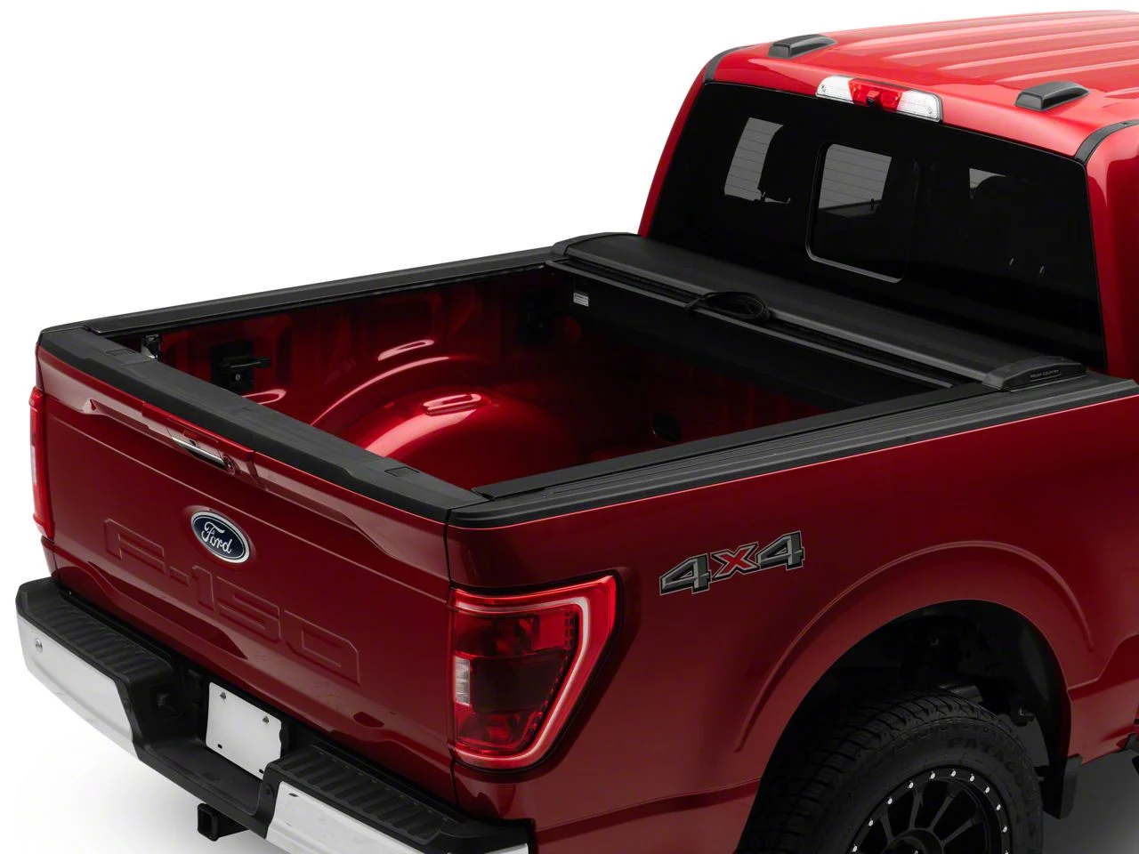 Rough Country Retractable Bed Cover (15-24 F-150 w/ 5-1/2-Foot Bed)